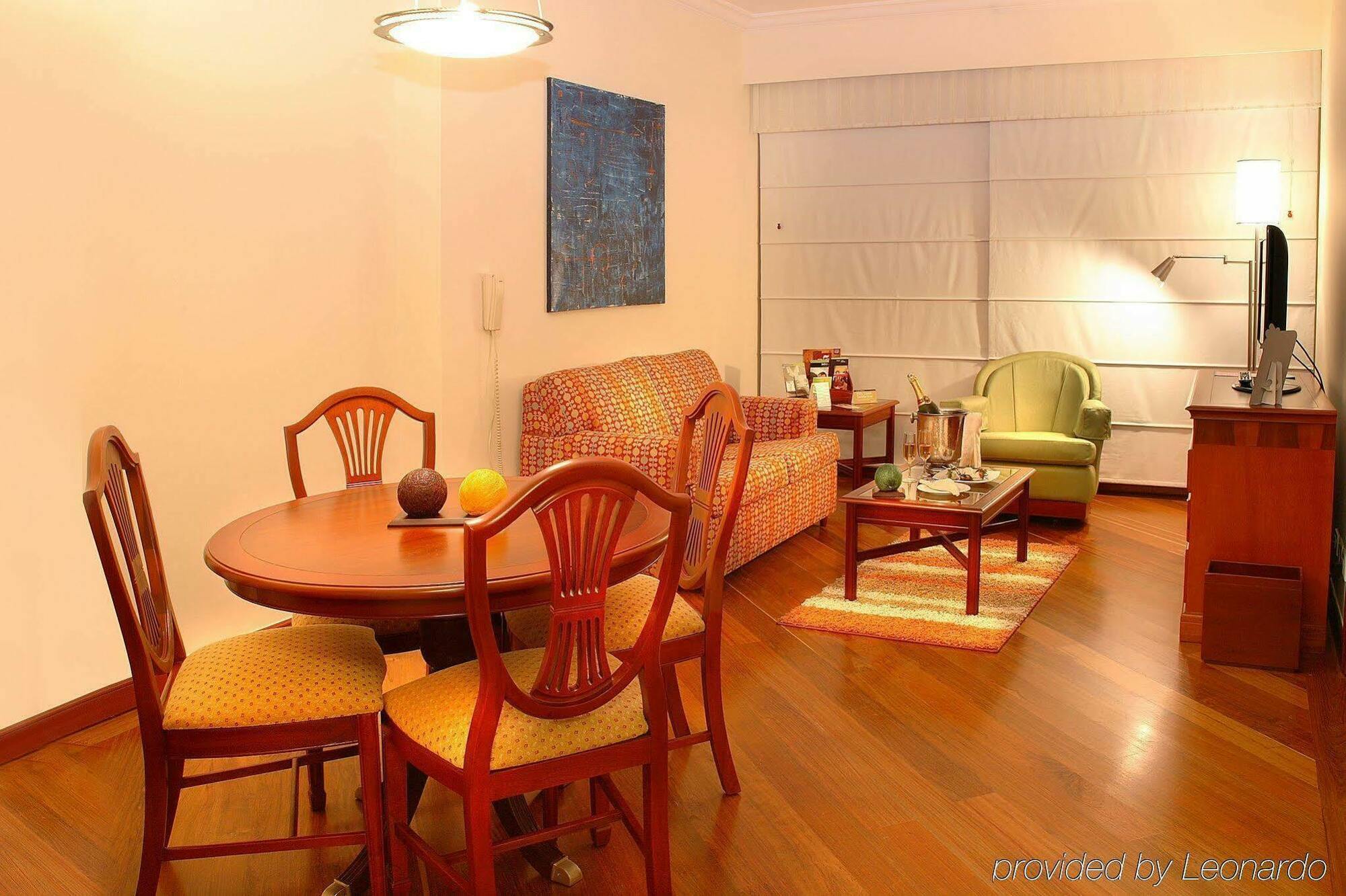 Nh Cali Royal Hotel Quarto foto